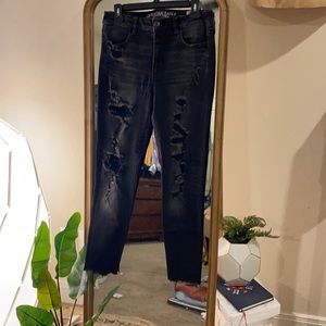 AE Distressed Black High Rise Jegging